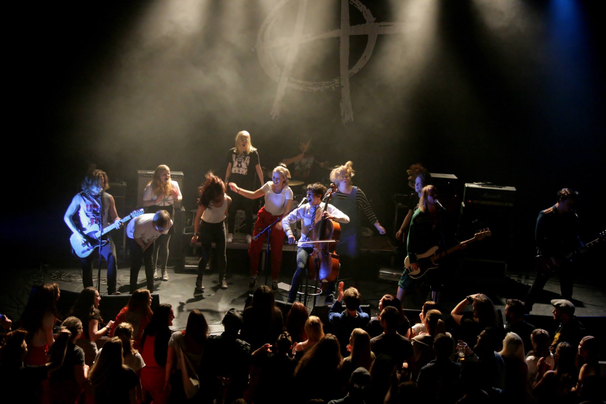 Honningbarna på Kroa -fotograf Kristine Flote 