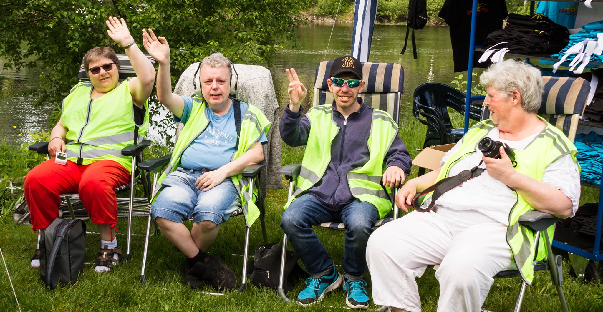 Møt MoroFoto - en fotogruppe for utviklingshemmede i Odalen. Morodalsfestivalen fikk støtte siste runde for en årbok laget av og med Morofoto.