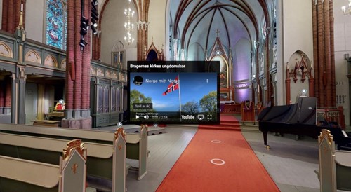 Illustrasjonbilde med digital visning kirkerom med mulighet for videovisning..